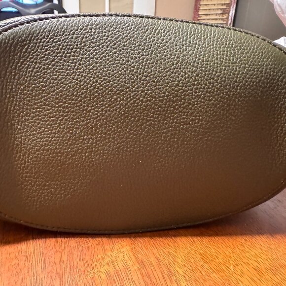 Tory Burch Green Miller Bucket Bag- Gorgeous! - Picture 7 of 11